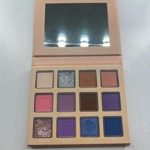 Murillo twins x beauty creations eyeshadow palette